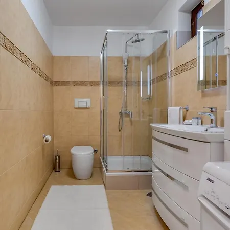 Elegant Two Bedroom Apartment Zadar Buitenkant foto