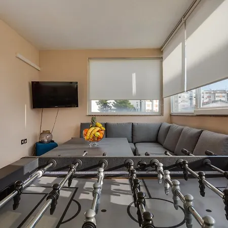 Elegant Two Bedroom Apartment Zadar Buitenkant foto