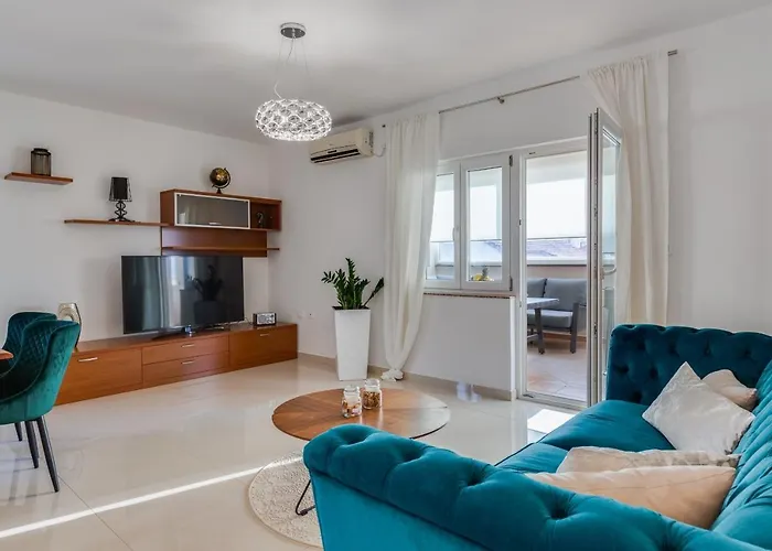 Elegant Two Bedroom Apartment